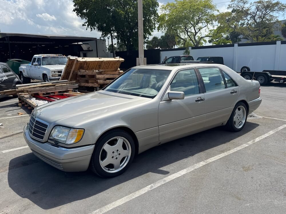 Mercedes Benz S320L W140 (1999)